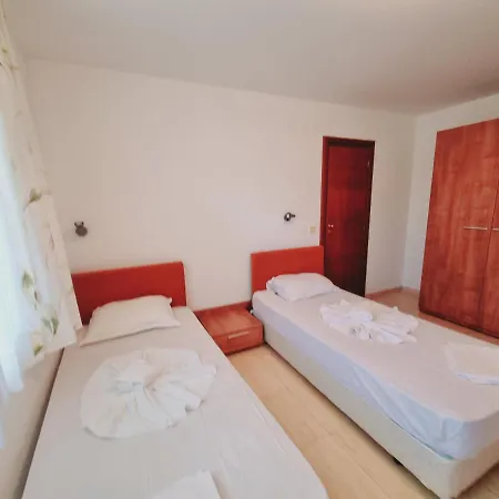 Petar 1,2 Apart Complex Apartahotel 4*