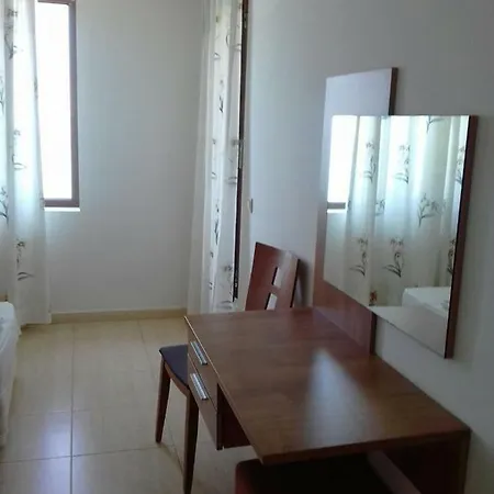 Petar 1,2 Apart Complex Apartahotel 4*